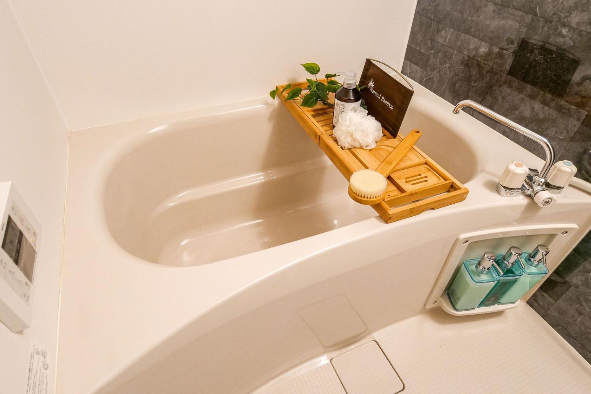 Premium Apartment Hotel Tokyo East Екстер'єр фото